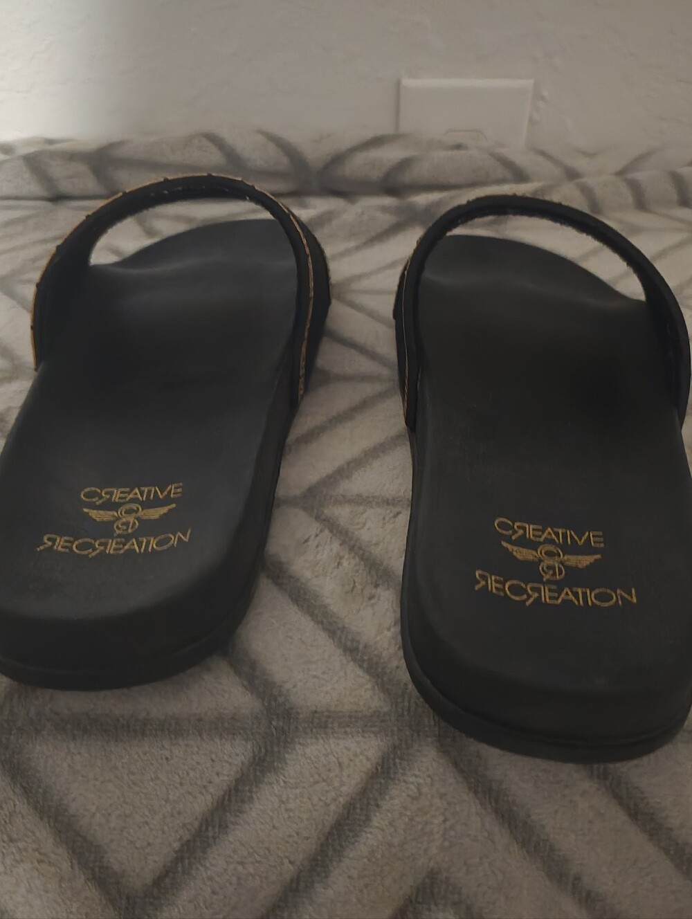 Beautiful flip flops - Picture 5 of 6